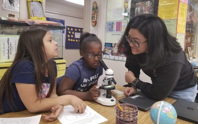 UCLA Students Offer Underserved K-8 Students Hands-on STEM Lessons